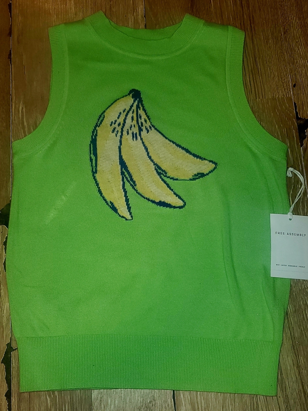 Womens Free Assembly Green Banana Sweatet Vest